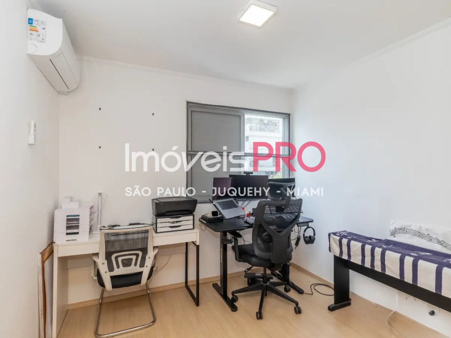 Foto :: IP39178