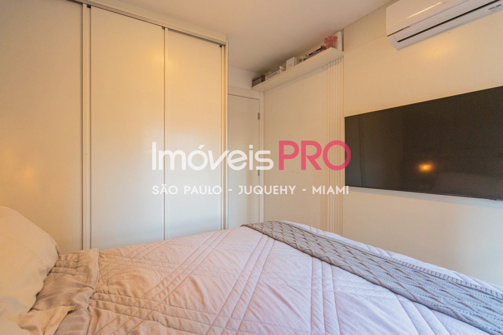 Foto :: IP39179