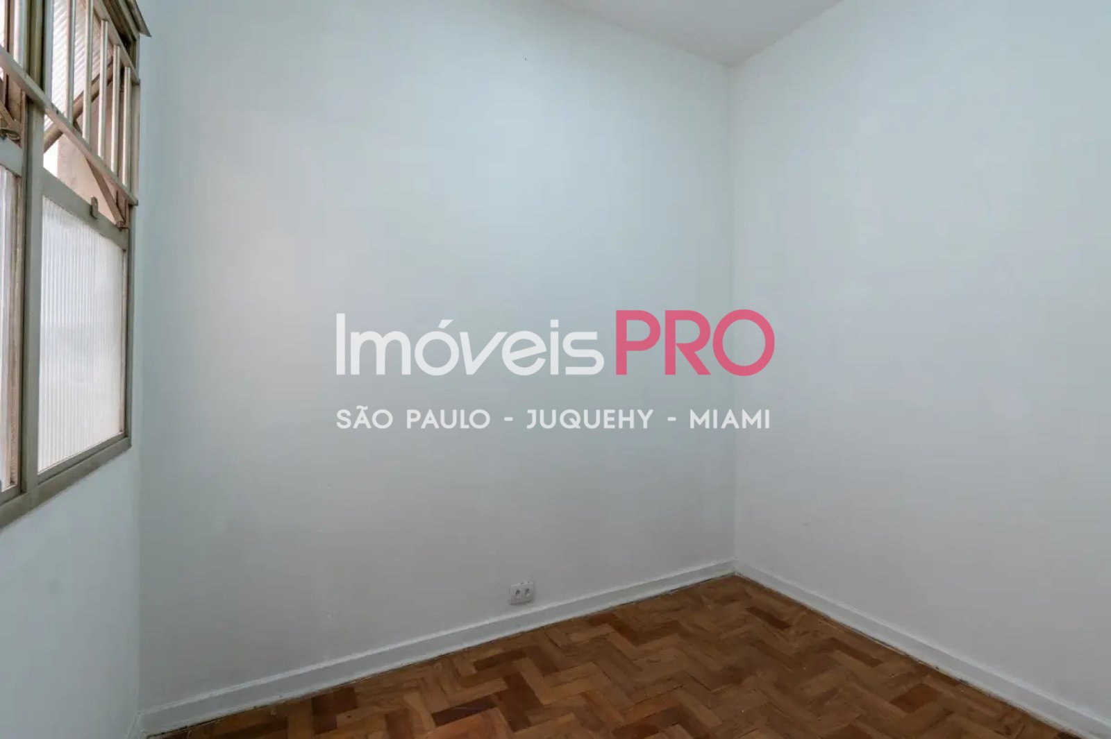 Foto :: IP39180