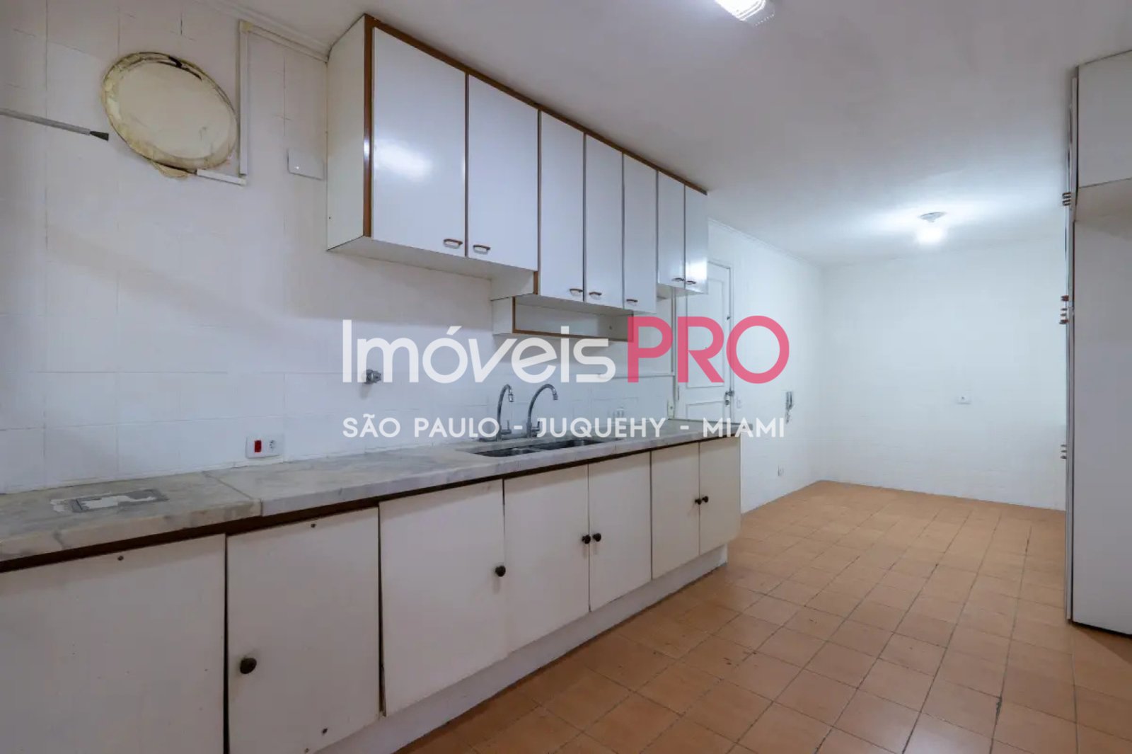 Foto :: IP39180
