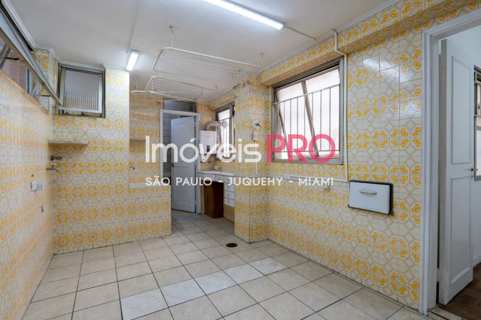 Foto :: IP39180