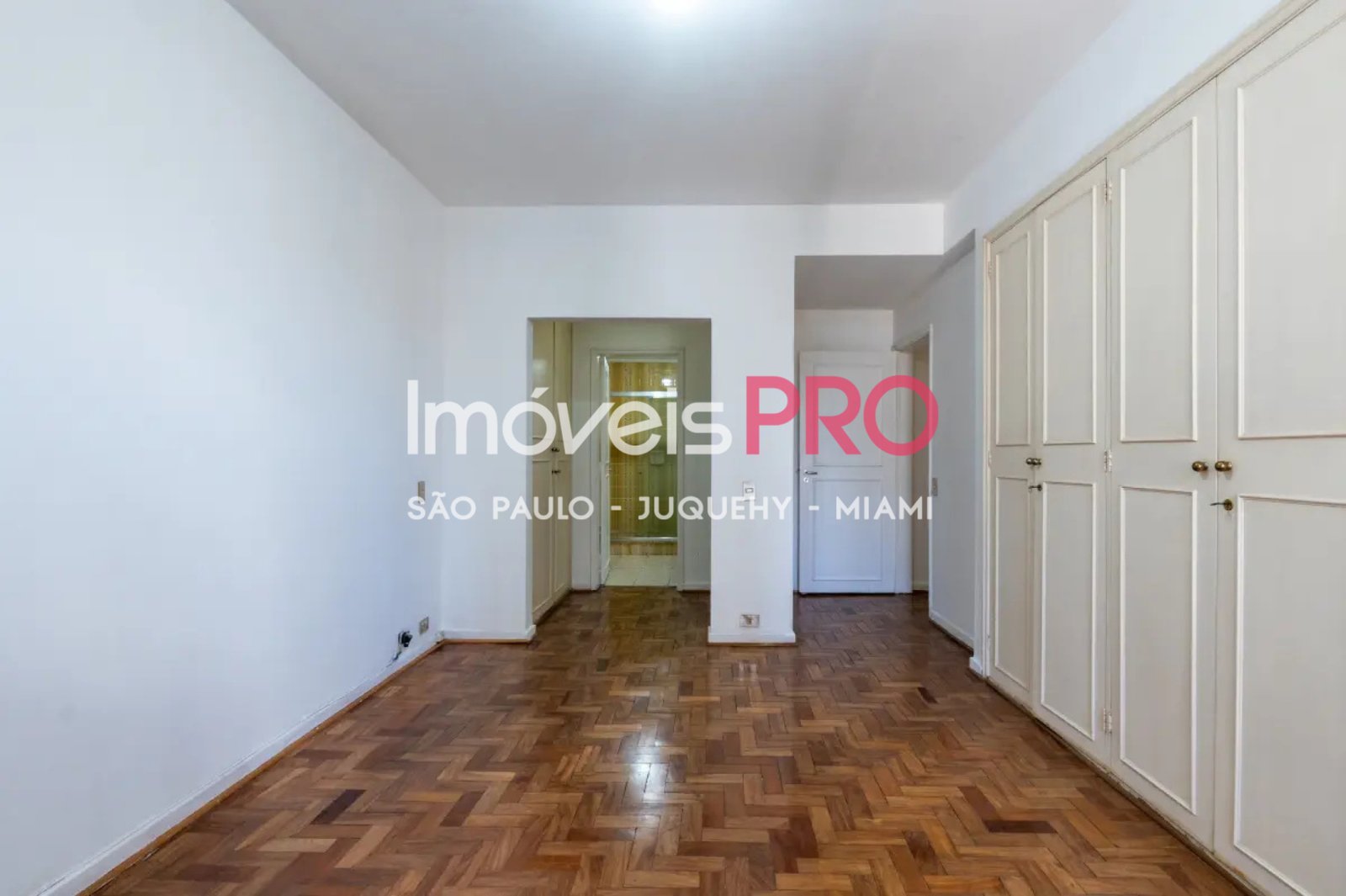 Foto :: IP39180