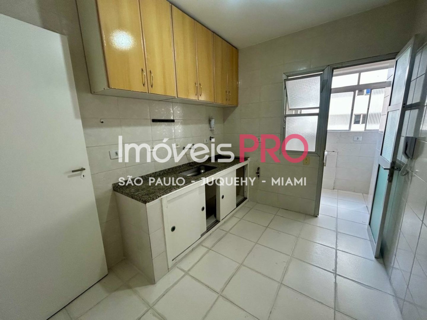 Foto :: IP39182