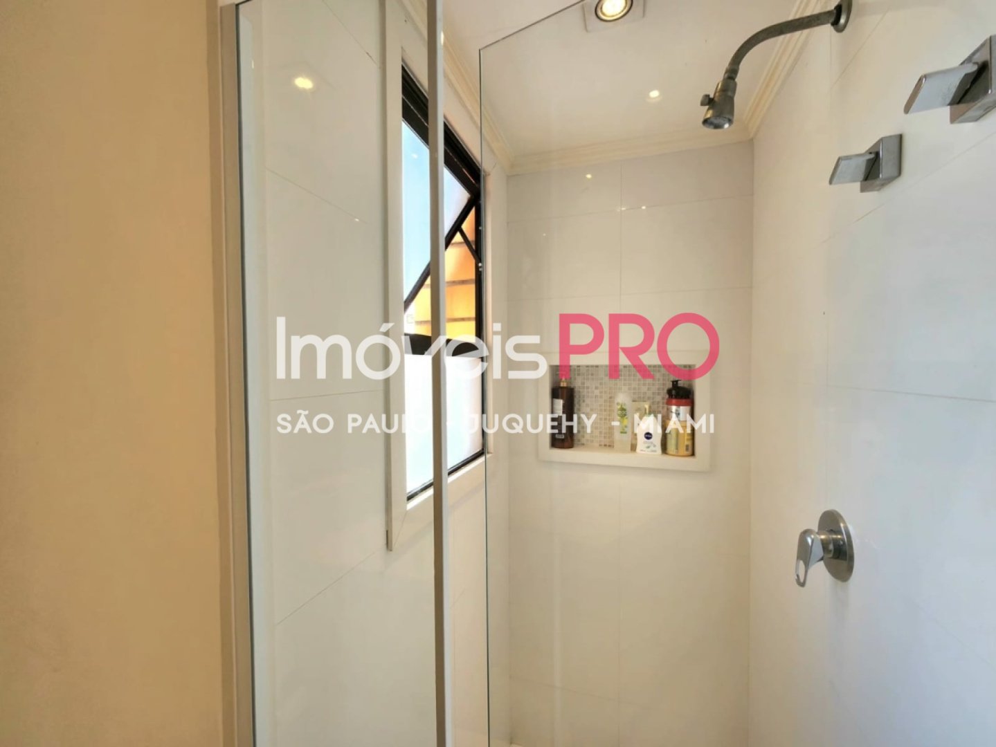 Foto :: IP39185