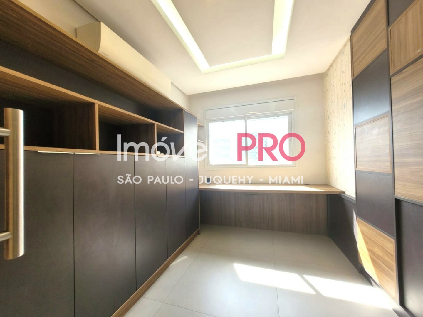 Foto :: IP39189