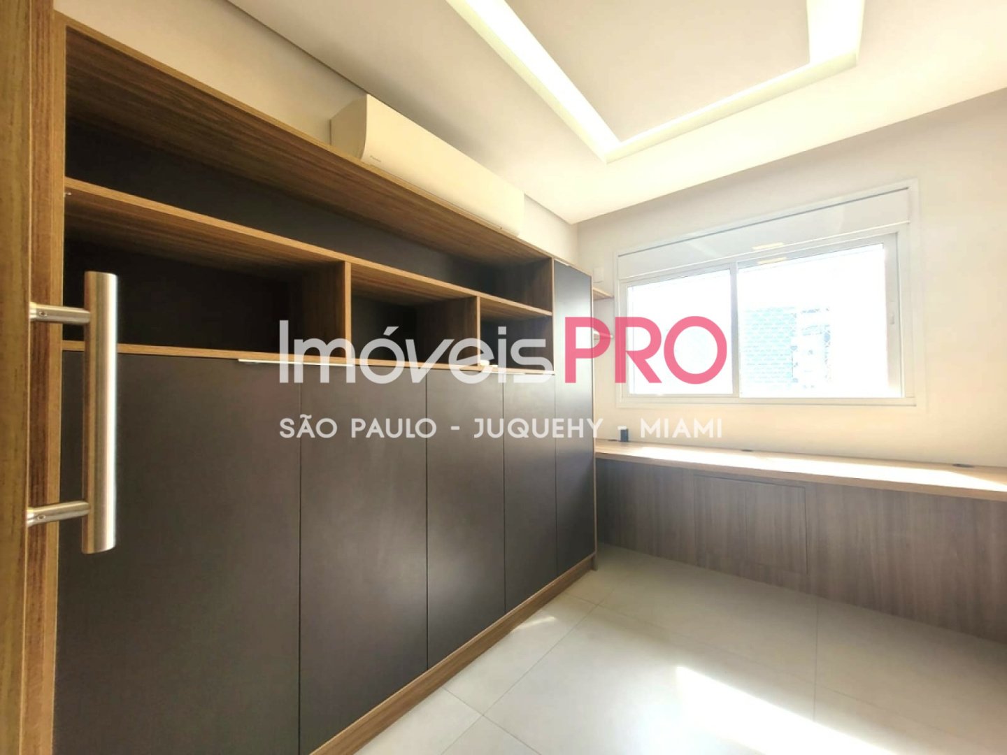 Foto :: IP39189