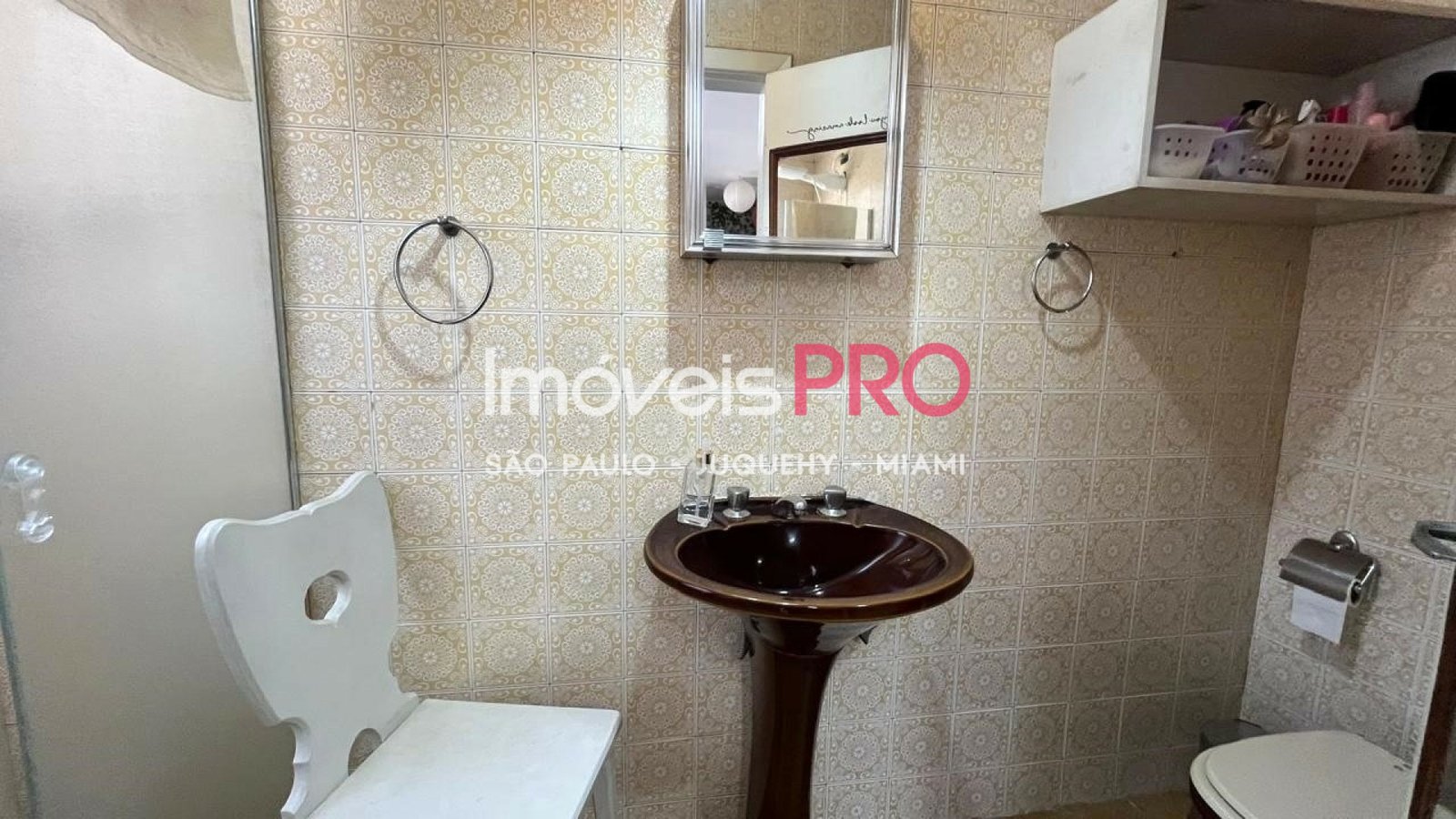 Foto :: https://assets.imoveispro.com.br/thumb/IP39191/casa-de-vila-venda-chacara-santo-antonio-zona-sul_IP39191_17_1920x1080.jpg?