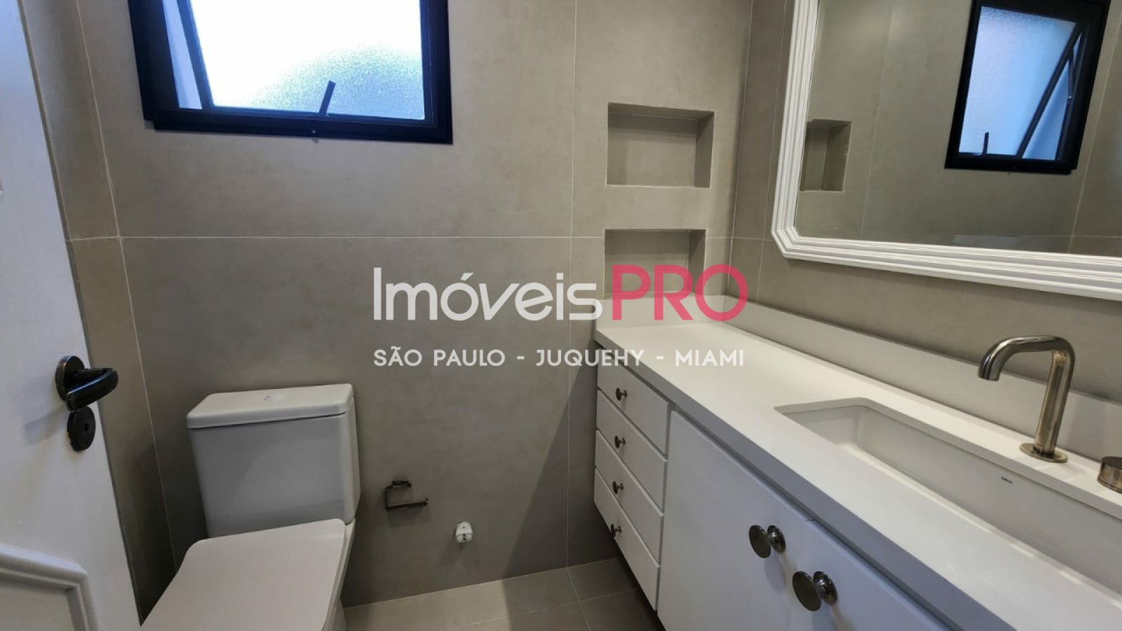 Foto :: IP39192