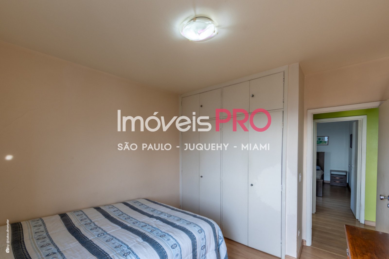 Foto :: IP39193