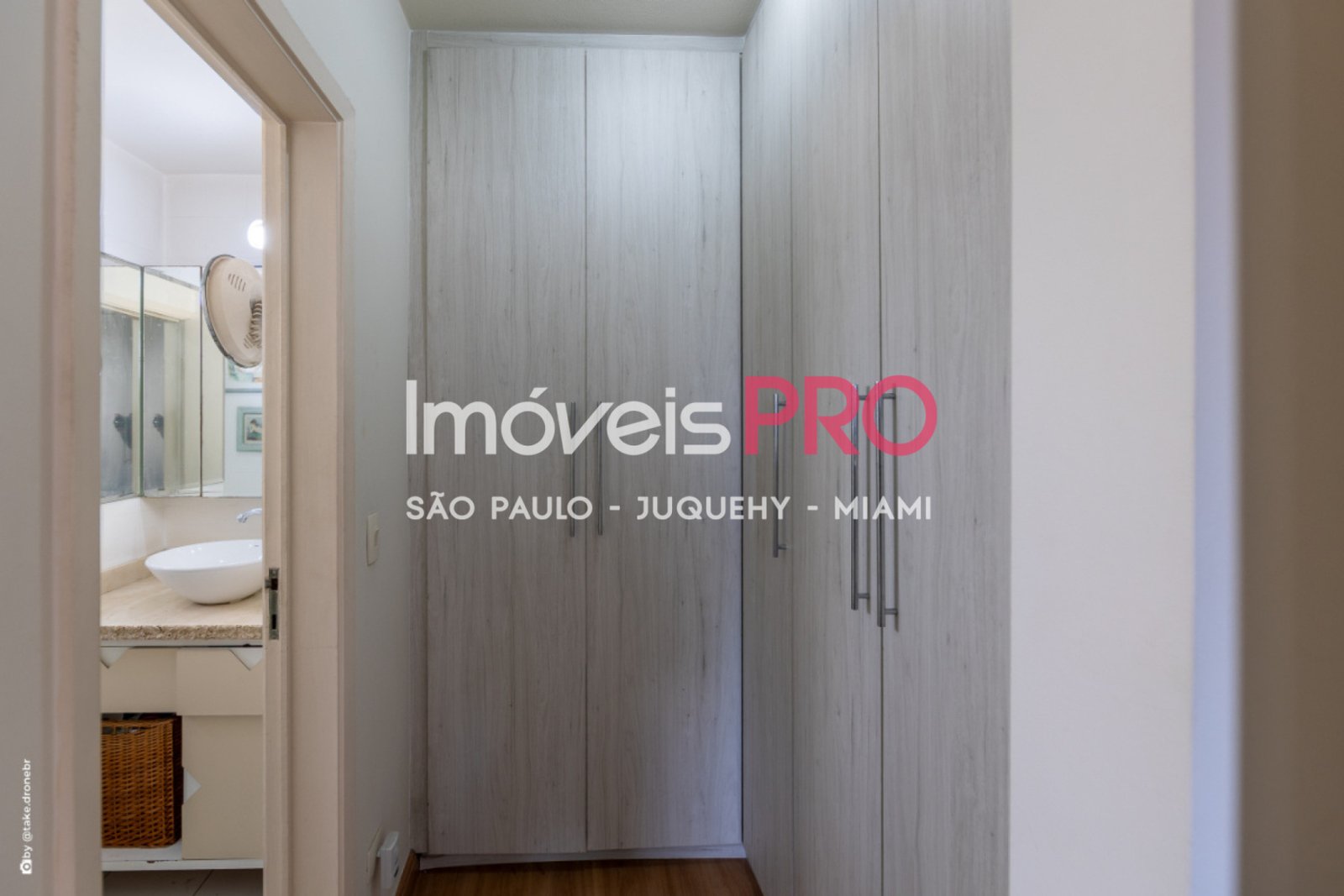 Foto :: IP39193