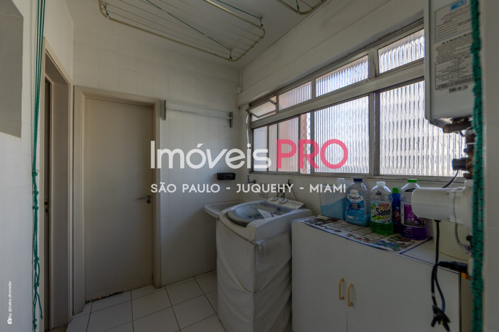 Foto :: IP39193