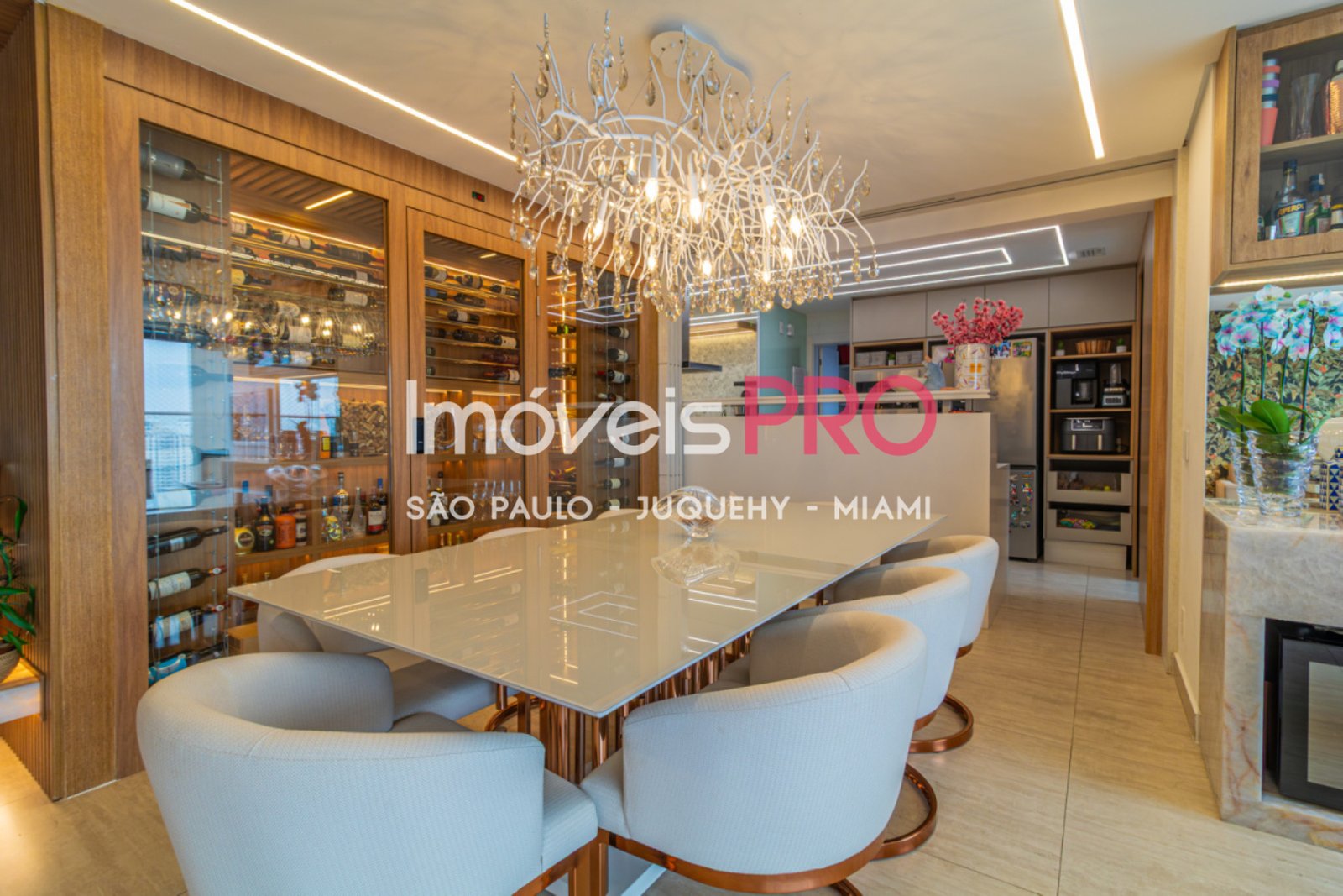 Foto :: https://assets.imoveispro.com.br/thumb/IP39195/apartamento-venda-campo-belo_IP39195_17_1920x1080.jpg?
