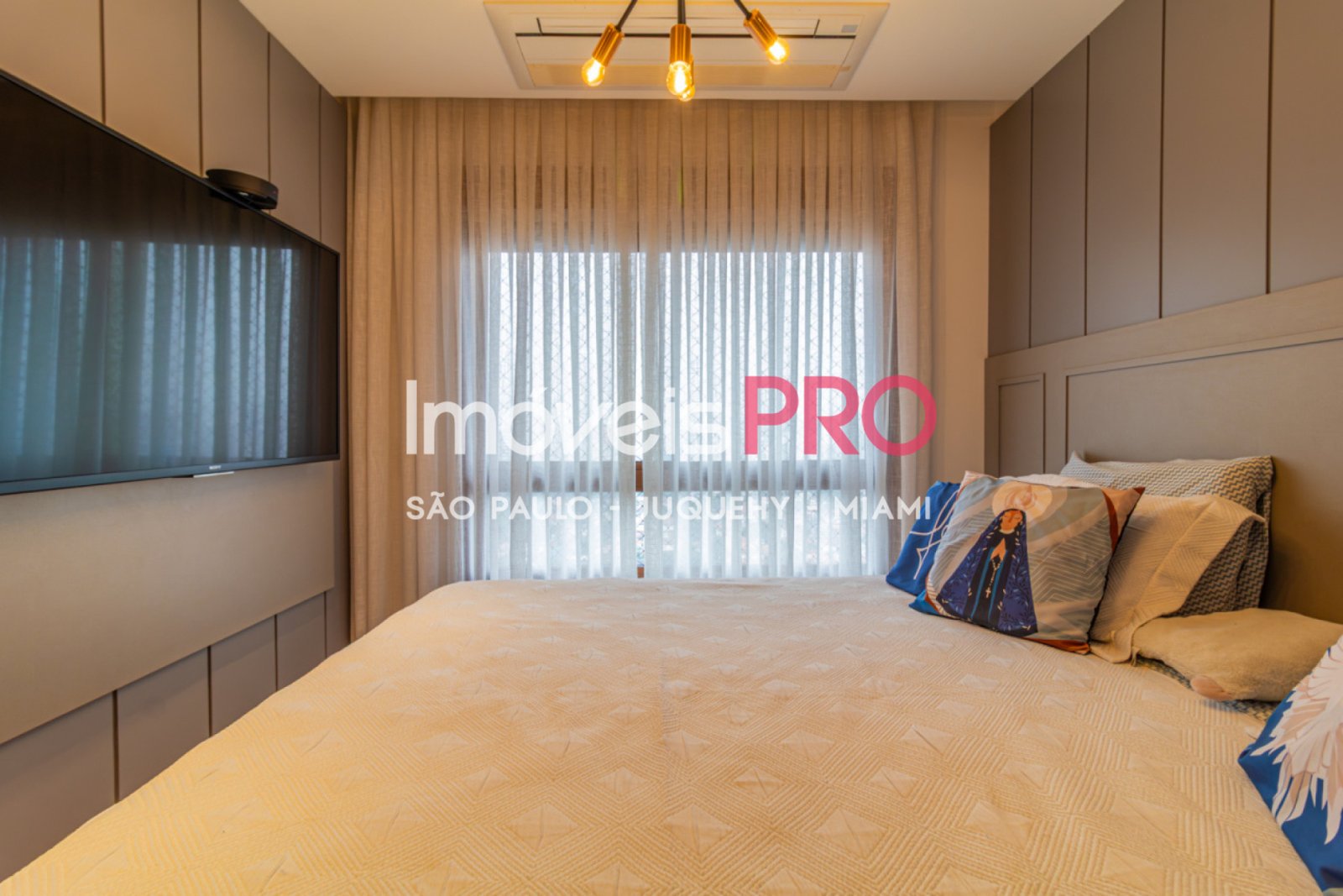 Foto :: IP39195