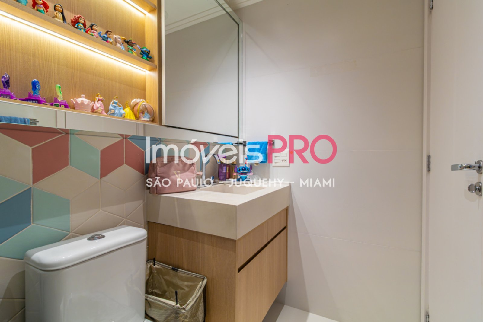 Foto :: IP39195