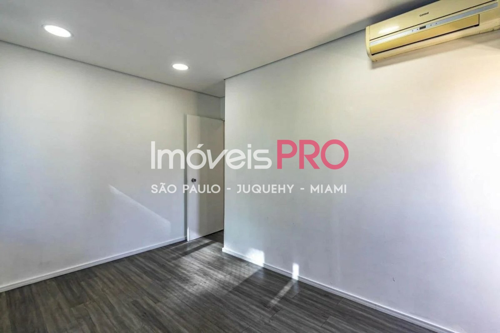 Foto :: IP39198