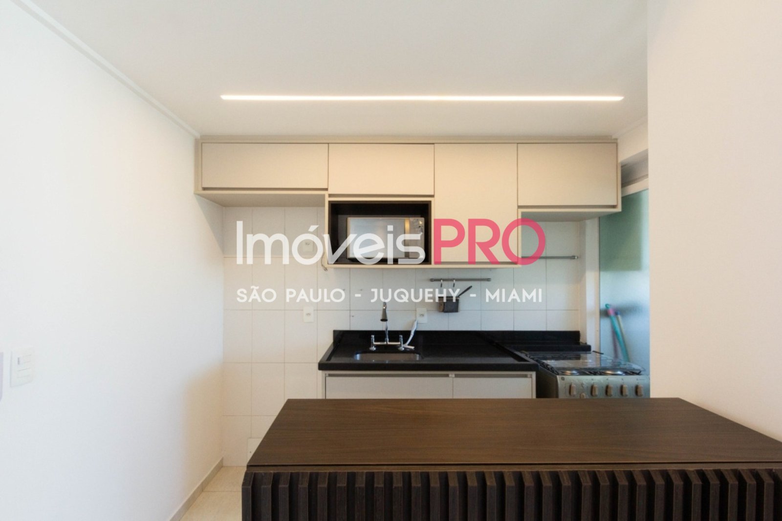 Foto :: https://assets.imoveispro.com.br/thumb/IP39202/apartamento-venda-moema_IP39202_11_1920x1080.jpg?