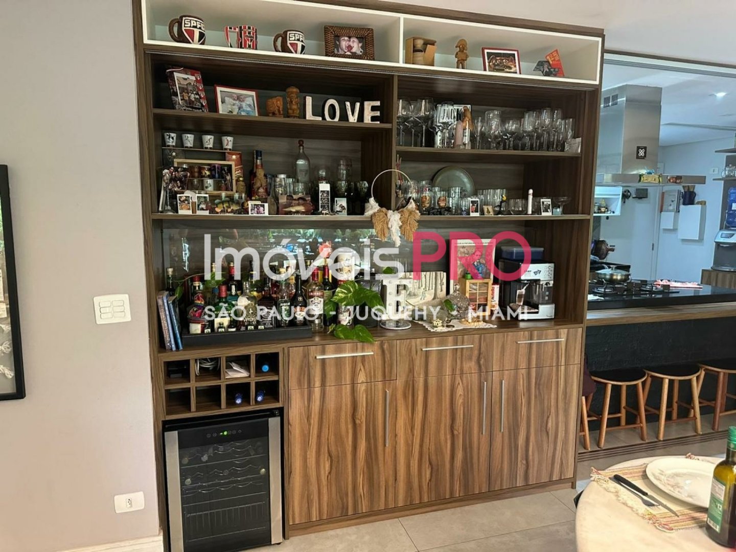 Foto :: https://assets.imoveispro.com.br/thumb/IP39205/apartamento-venda-vila-suzana_IP39205_11_1920x1080.jpg?