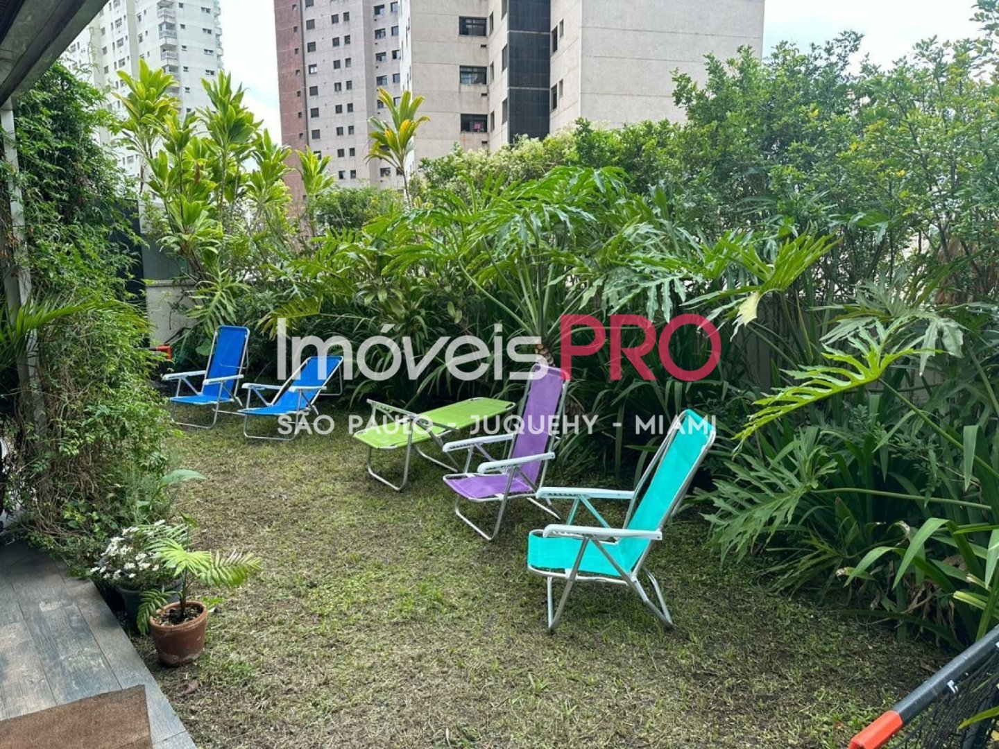Foto :: https://assets.imoveispro.com.br/thumb/IP39205/apartamento-venda-vila-suzana_IP39205_35_1920x1080.jpg?