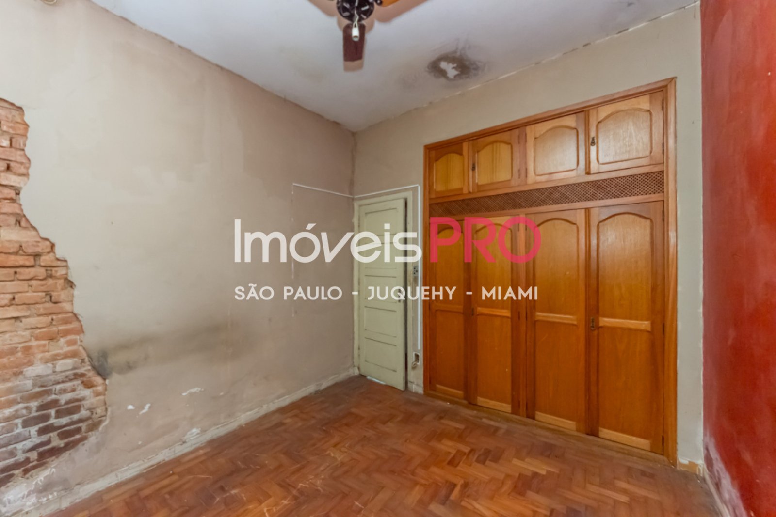 Foto :: https://assets.imoveispro.com.br/thumb/IP39206/casa-de-vila-venda-brooklin_IP39206_17_1920x1080.jpg?