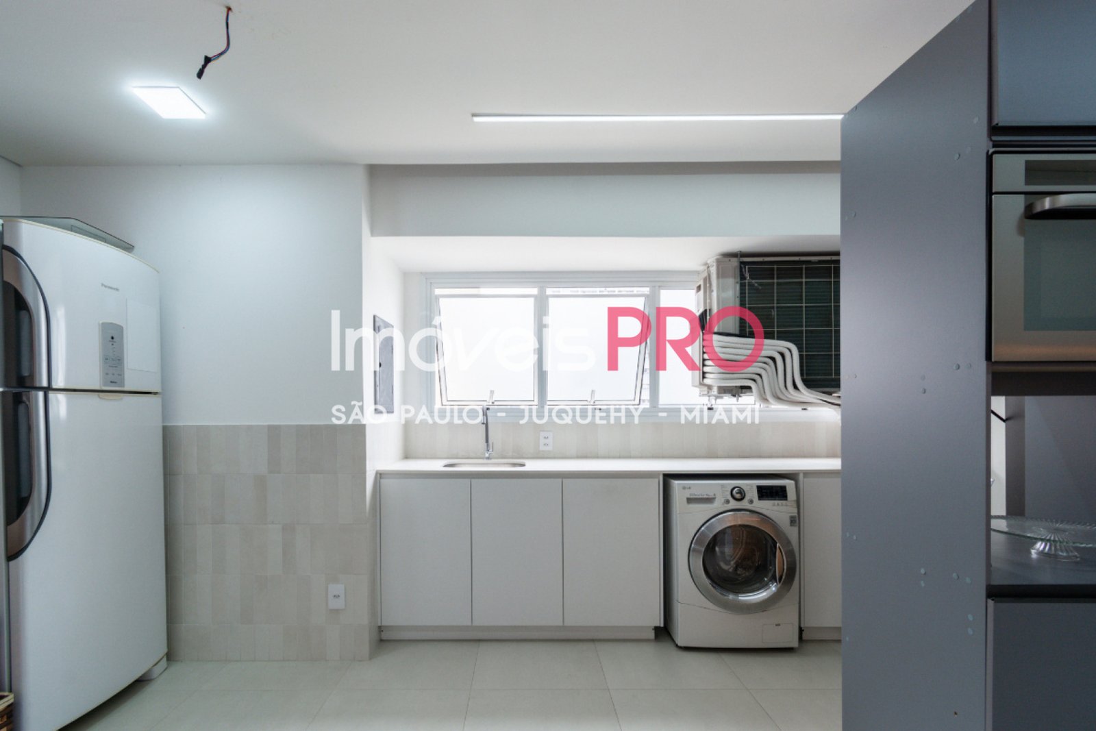 Foto :: https://assets.imoveispro.com.br/thumb/IP39218/apartamento-venda-campo-belo_IP39218_11_1920x1080.jpg?