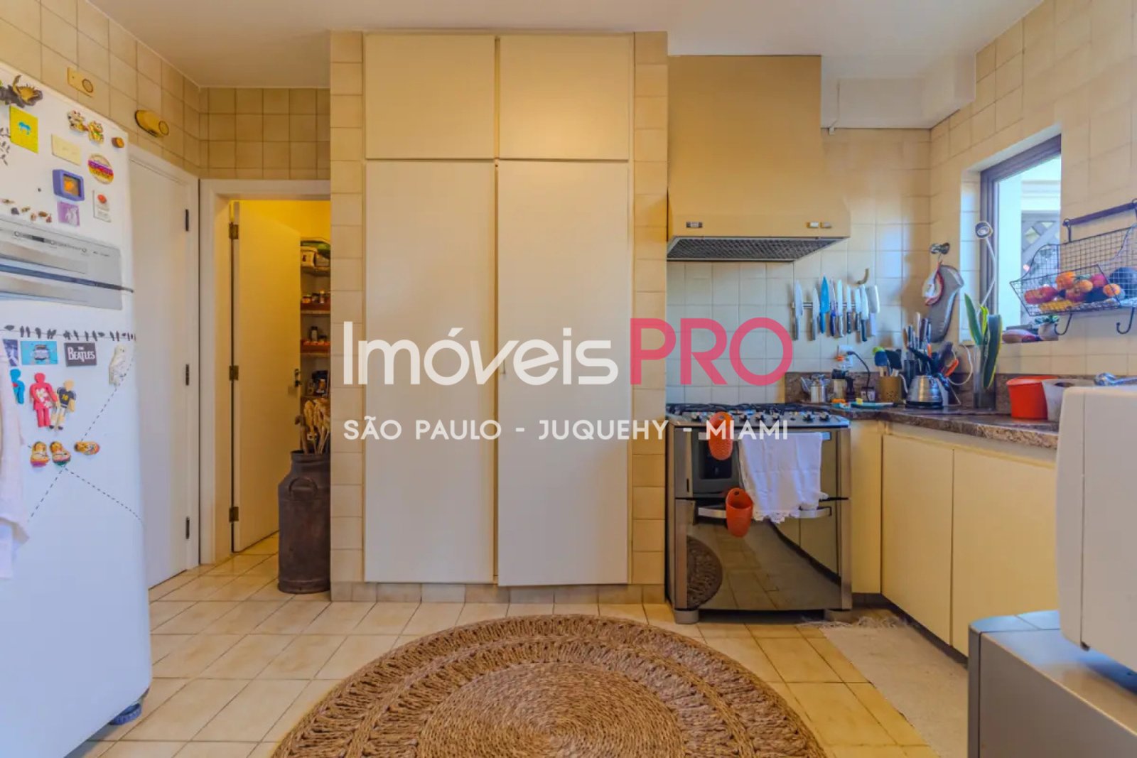 Foto :: https://assets.imoveispro.com.br/thumb/IP39227/apartamento-venda-pinheiros_IP39227_23_1920x1080.jpg?