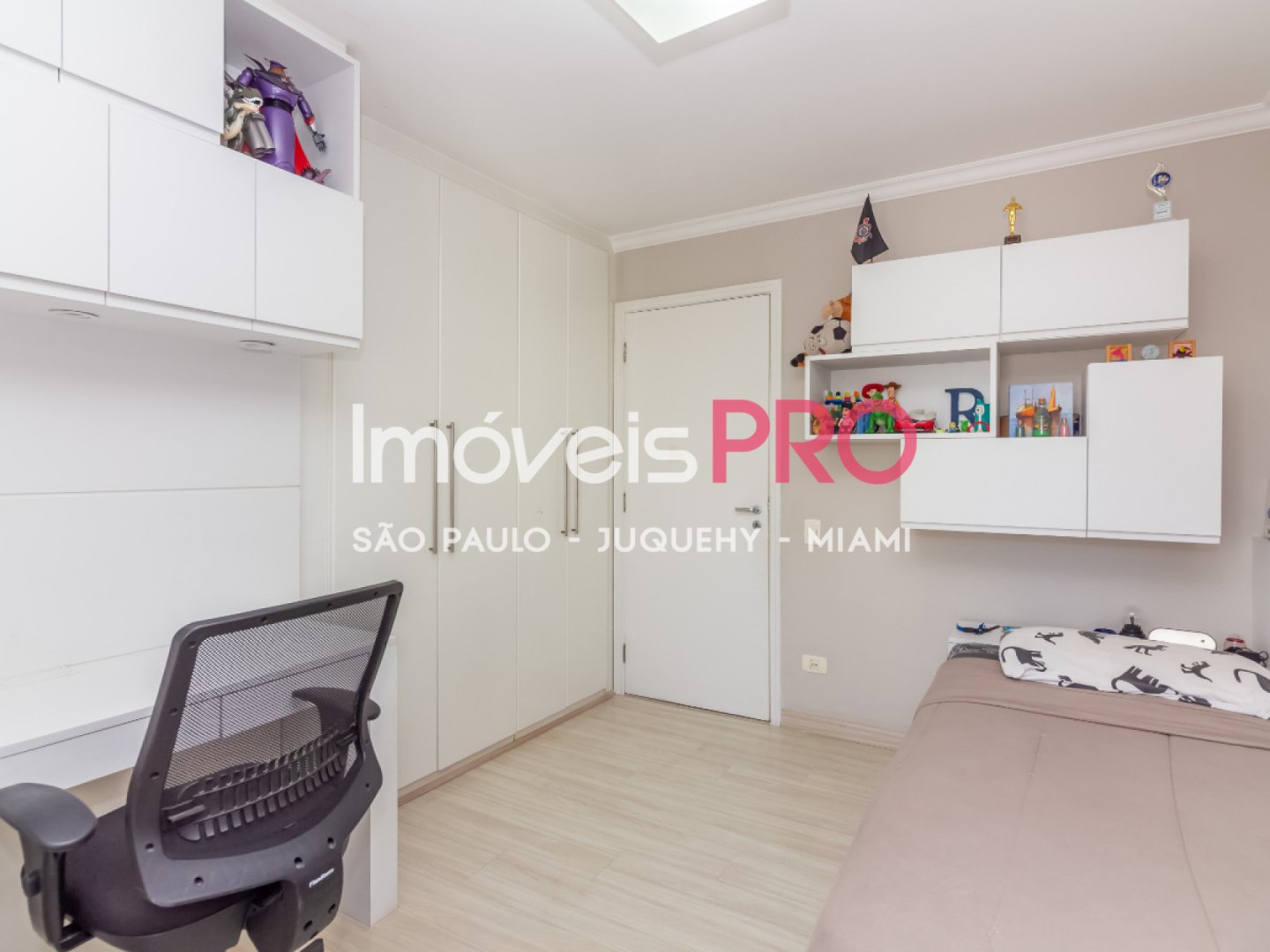 Foto :: https://assets.imoveispro.com.br/thumb/IP39234/apartamento-venda-moema-indios_IP39234_17_1920x1080.jpg?