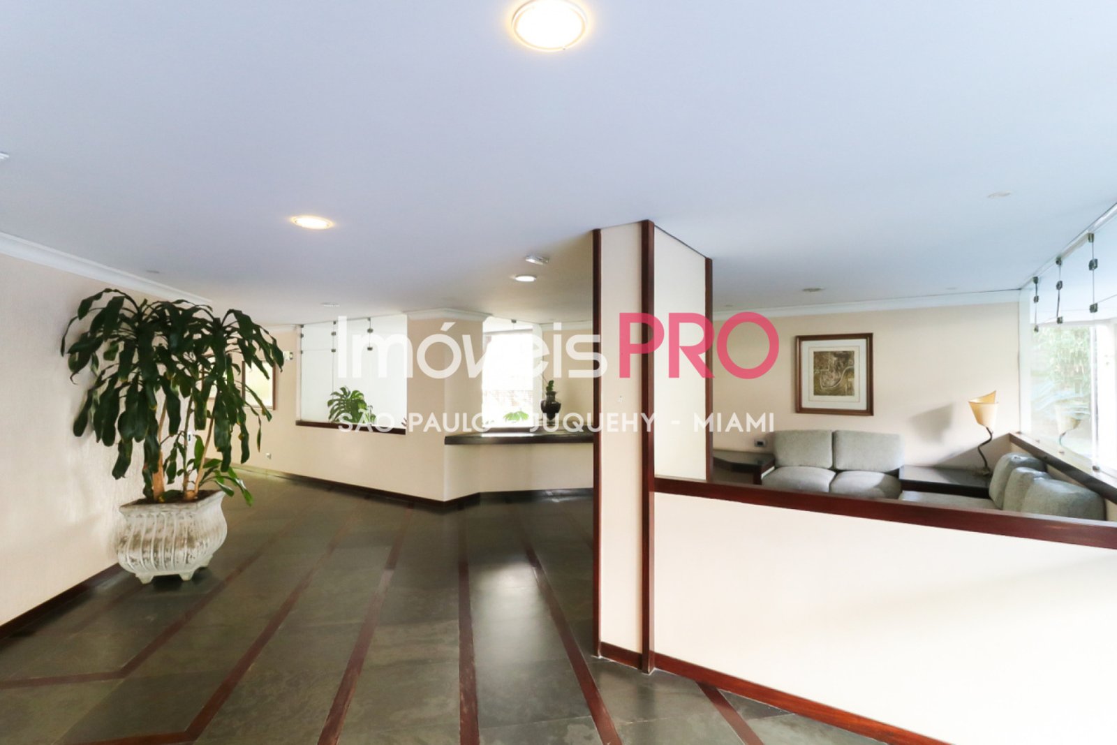 Foto :: https://assets.imoveispro.com.br/thumb/IP39234/apartamento-venda-moema-indios_IP39234_35_1920x1080.jpg?