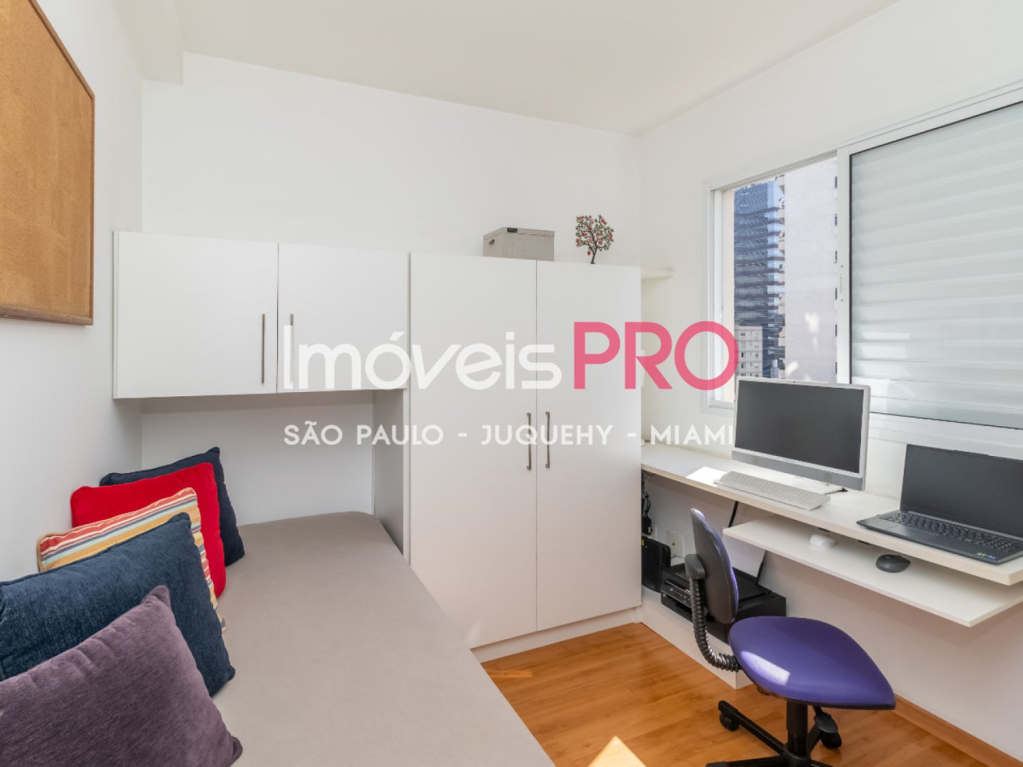 Foto :: https://assets.imoveispro.com.br/thumb/IP39236/apartamento-venda-vila-olimpia_IP39236_17_1920x1080.jpg?