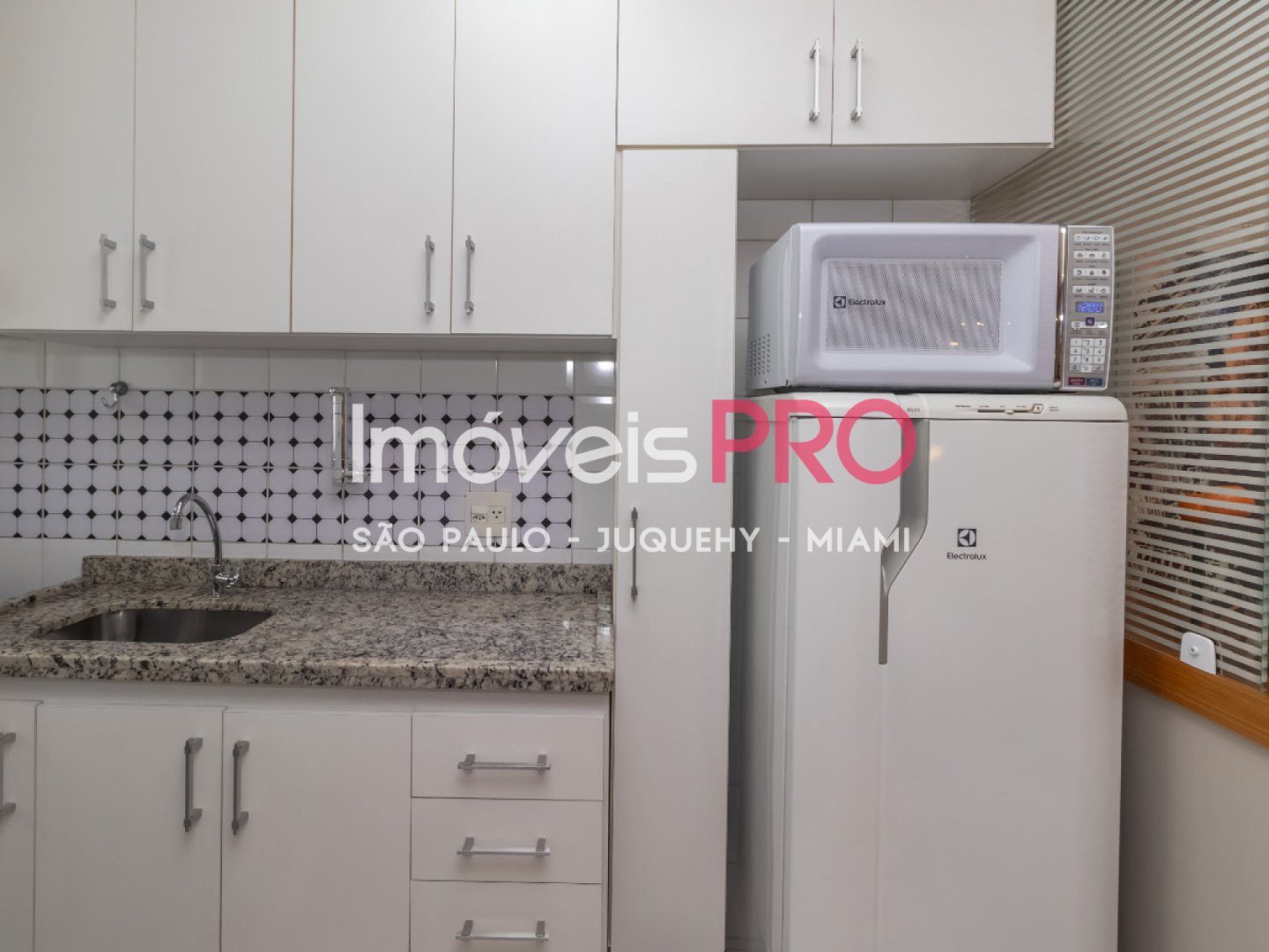 Foto :: https://assets.imoveispro.com.br/thumb/IP39236/apartamento-venda-vila-olimpia_IP39236_23_1920x1080.jpg?