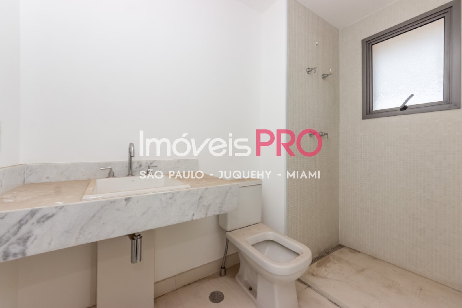 Foto :: https://assets.imoveispro.com.br/thumb/IP39239/apartamento-venda-vila-mariana_IP39239_17_1920x1080.jpg?