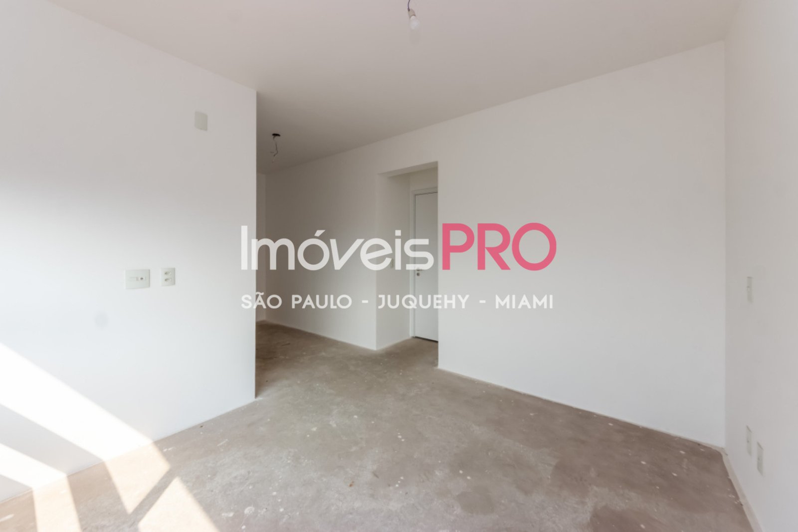Foto :: https://assets.imoveispro.com.br/thumb/IP39239/apartamento-venda-vila-mariana_IP39239_29_1920x1080.jpg?