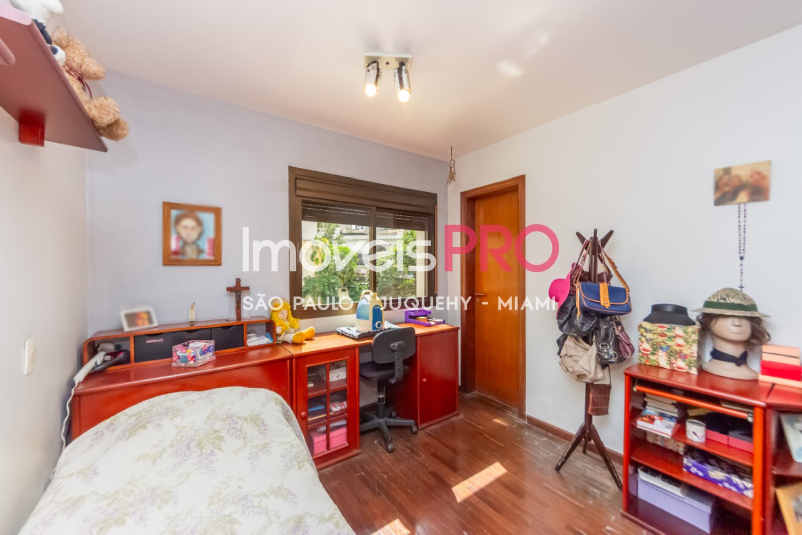 Foto :: https://assets.imoveispro.com.br/thumb/IP39241/apartamento-venda-vila-mariana_IP39241_17_1920x1080.jpg?