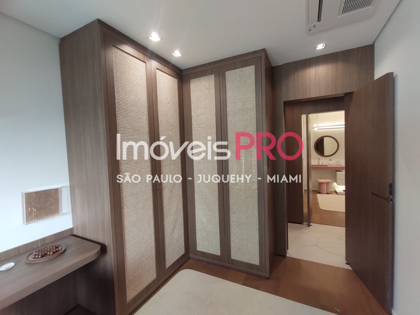 Foto :: IP39244
