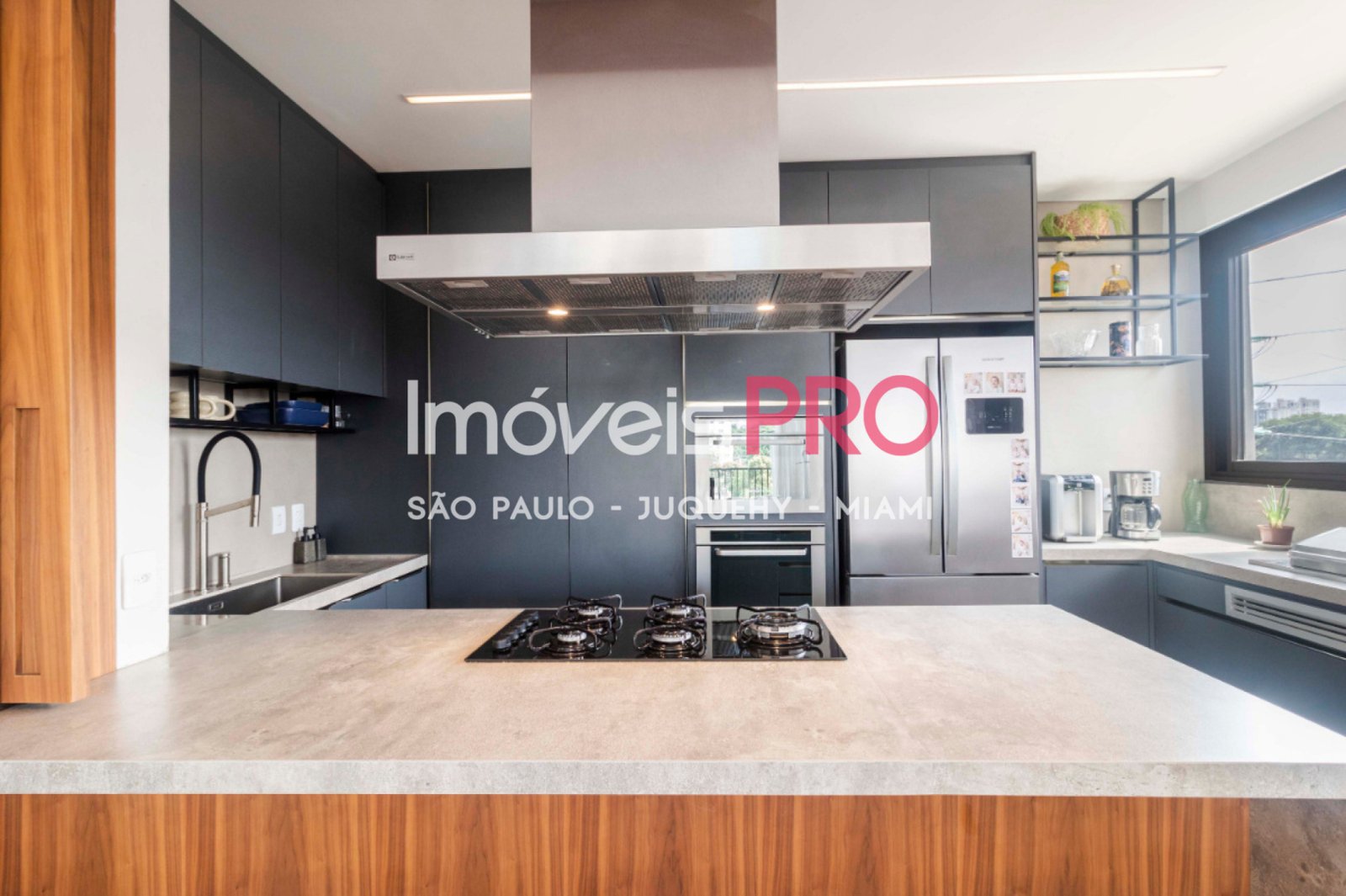 Foto :: https://assets.imoveispro.com.br/thumb/IP39254/apartamento-venda-campo-belo_IP39254_17_1920x1080.jpg?