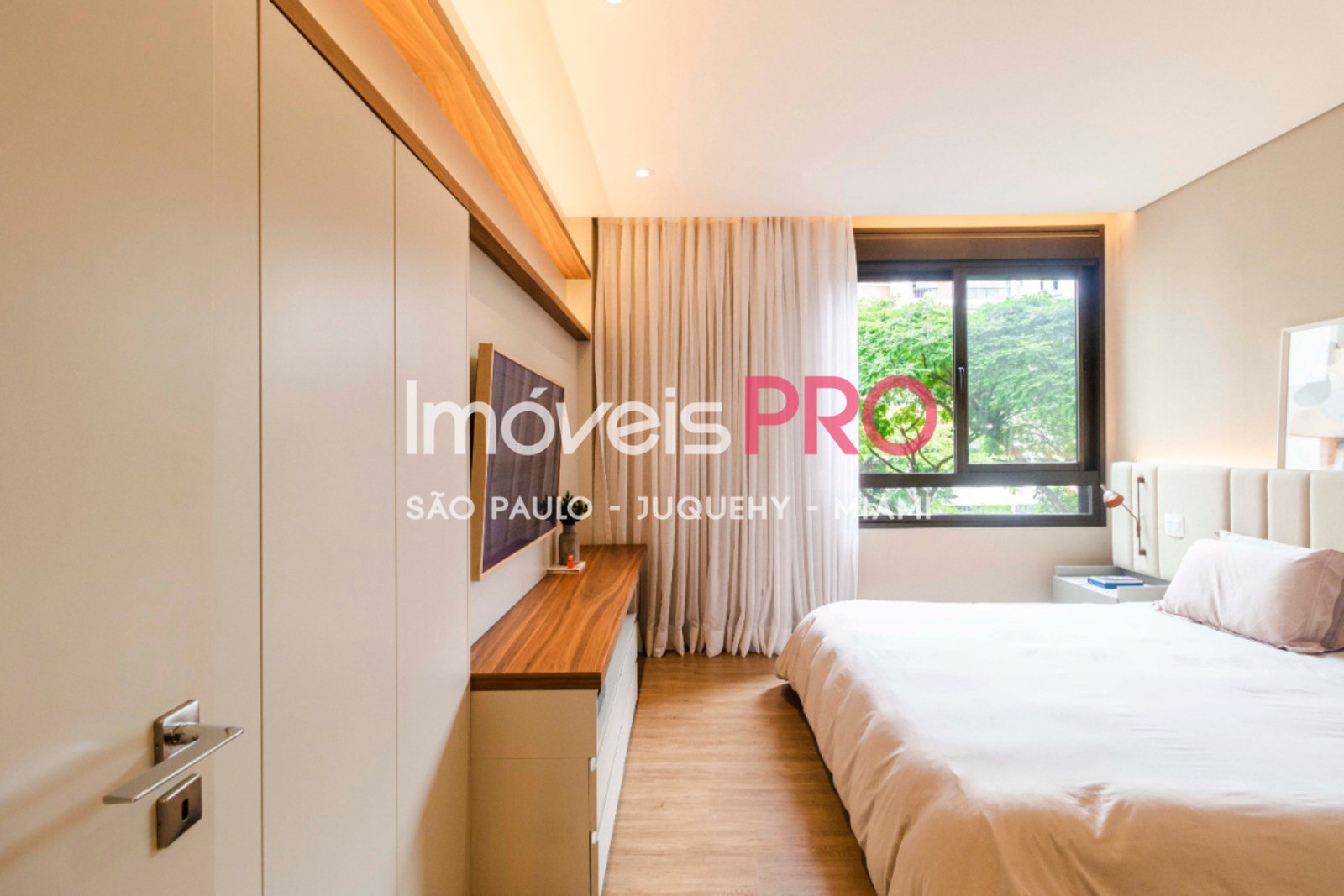 Foto :: https://assets.imoveispro.com.br/thumb/IP39254/apartamento-venda-campo-belo_IP39254_29_1920x1080.jpg?