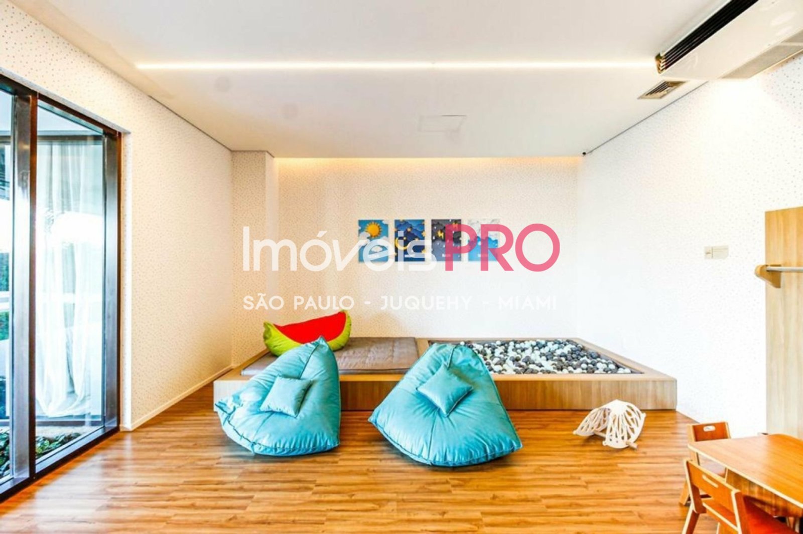 Foto :: IP39254