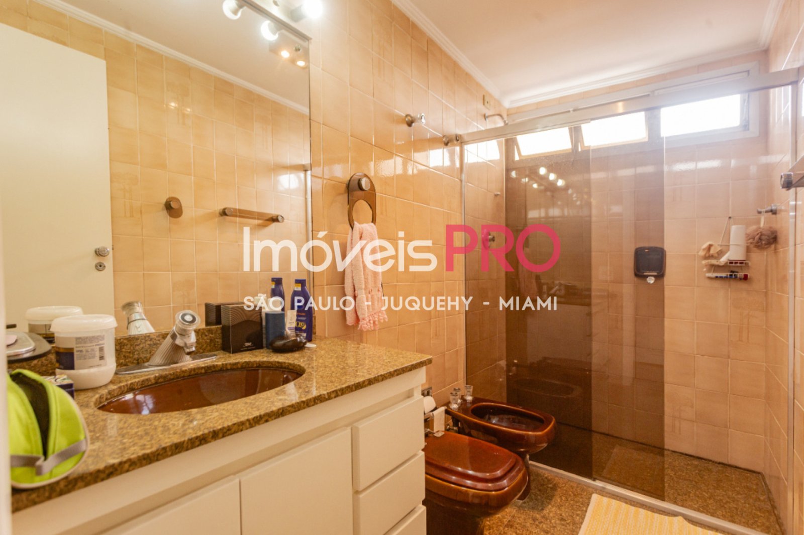 Foto :: https://assets.imoveispro.com.br/thumb/IP39262/apartamento-venda-campo-belo_IP39262_29_1920x1080.jpg?