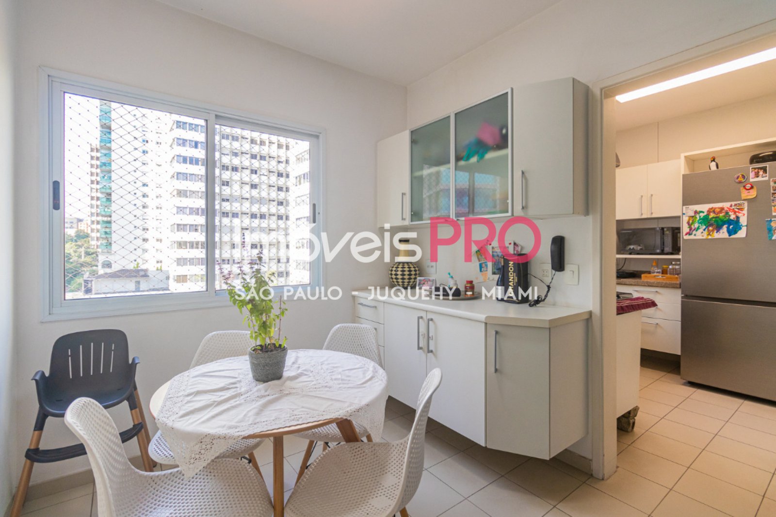 Foto :: https://assets.imoveispro.com.br/thumb/IP39264/apartamento-venda-paraiso_IP39264_11_1920x1080.jpg?