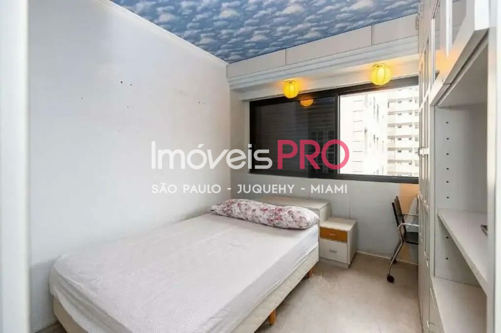 Foto :: IP39277