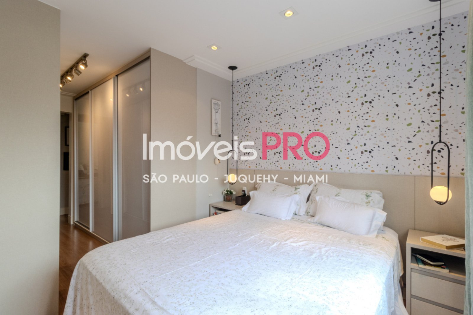 Foto :: IP39279