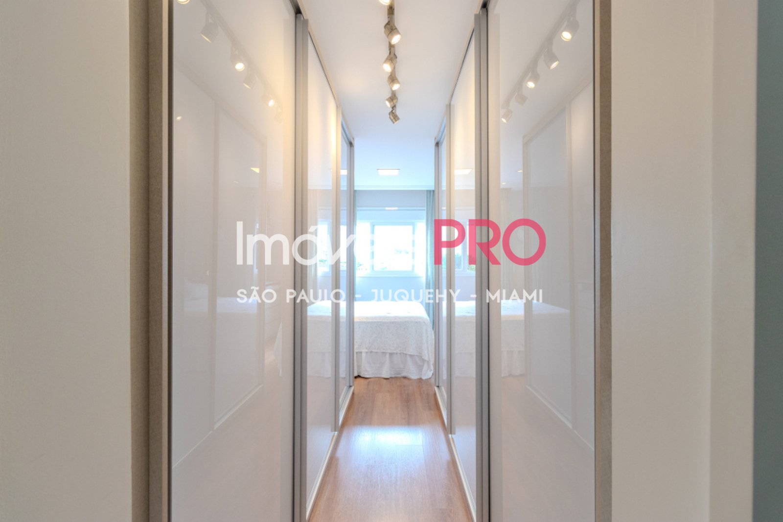 Foto :: IP39279