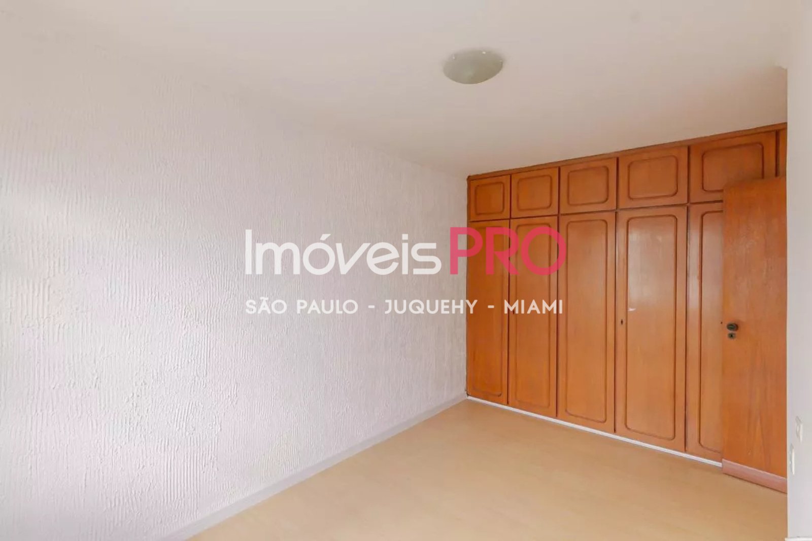 Foto :: https://assets.imoveispro.com.br/thumb/IP39280/casa-de-vila-aluguel-planalto-paulista_IP39280_11_1920x1080.jpg?