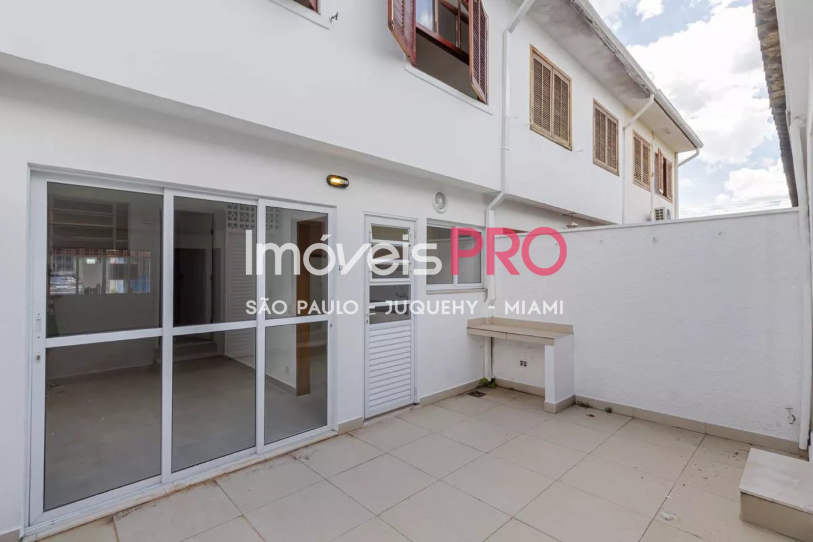 Foto :: https://assets.imoveispro.com.br/thumb/IP39280/casa-de-vila-aluguel-planalto-paulista_IP39280_17_1920x1080.jpg?