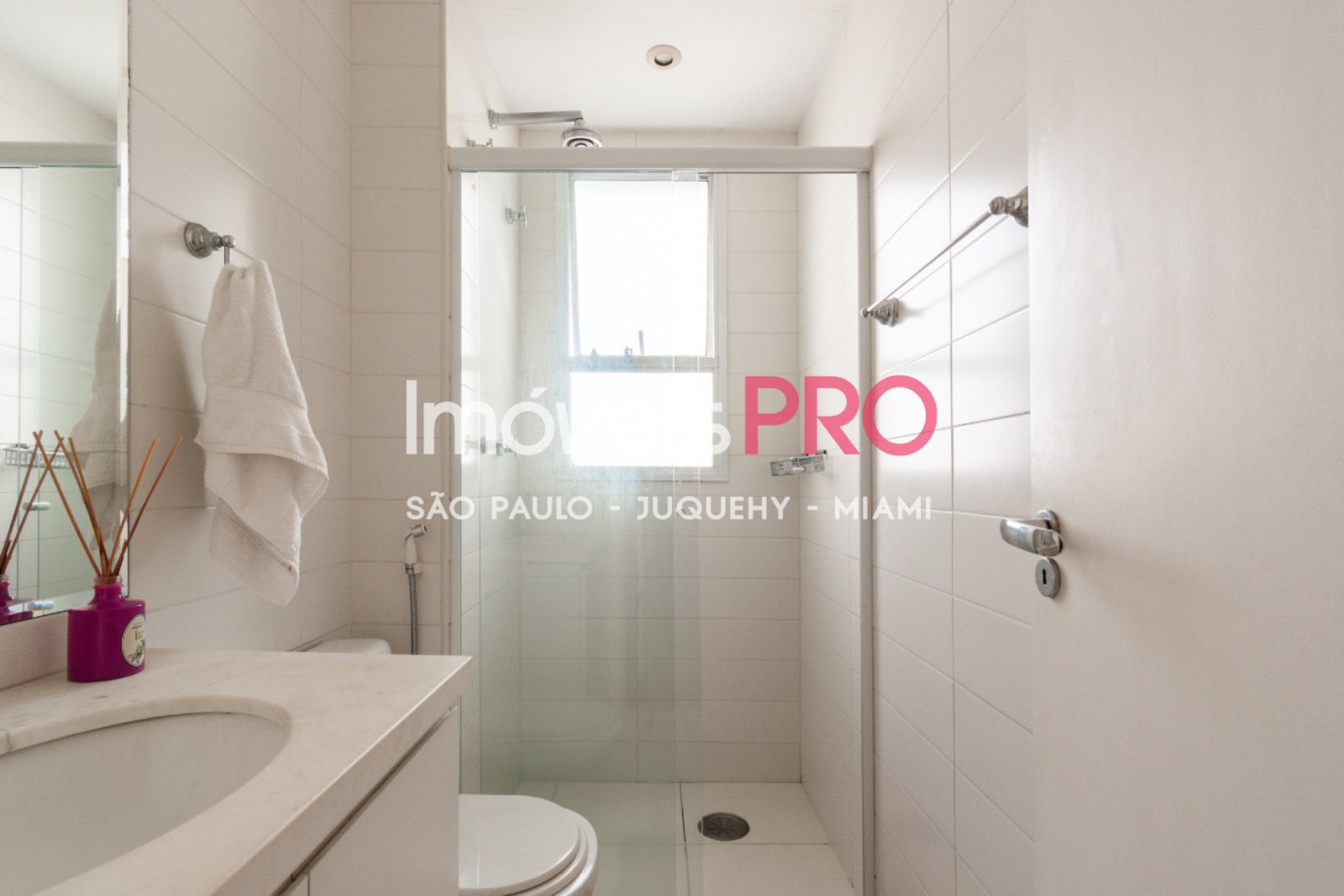 Foto :: https://assets.imoveispro.com.br/thumb/IP39287/apartamento-venda-campo-belo_IP39287_23_1920x1080.jpg?