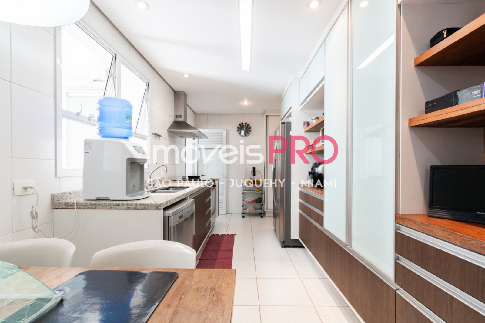 Foto :: https://assets.imoveispro.com.br/thumb/IP39287/apartamento-venda-campo-belo_IP39287_47_1920x1080.jpg?