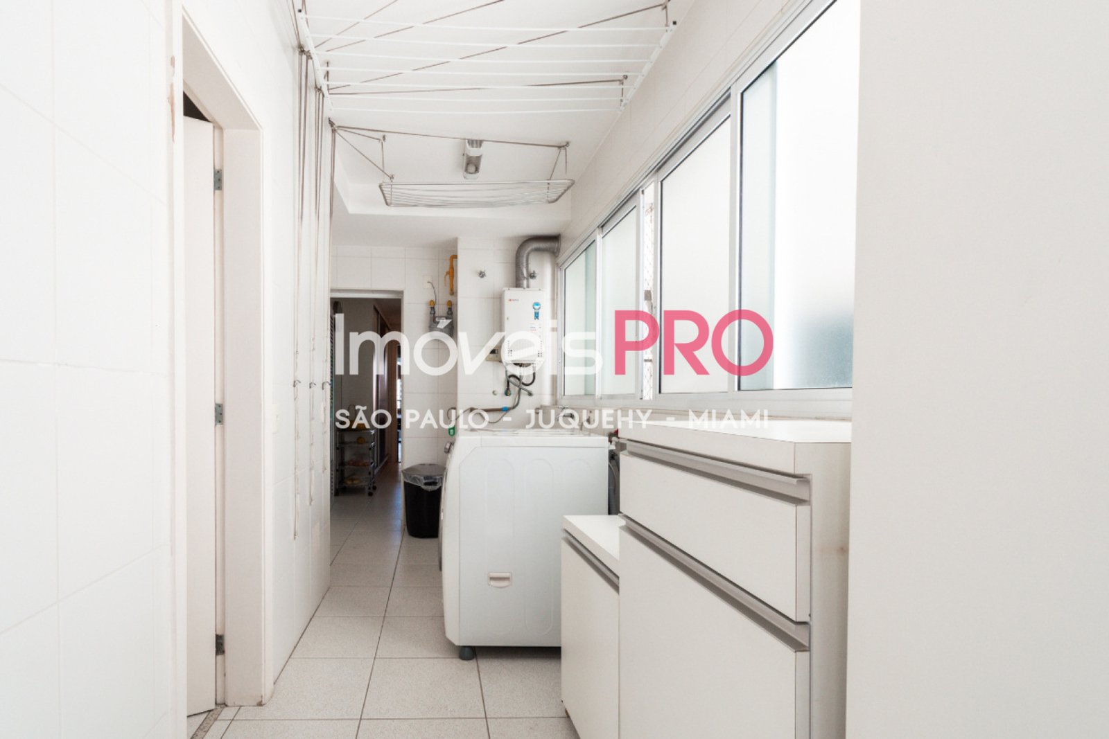 Foto :: https://assets.imoveispro.com.br/thumb/IP39287/apartamento-venda-campo-belo_IP39287_53_1920x1080.jpg?