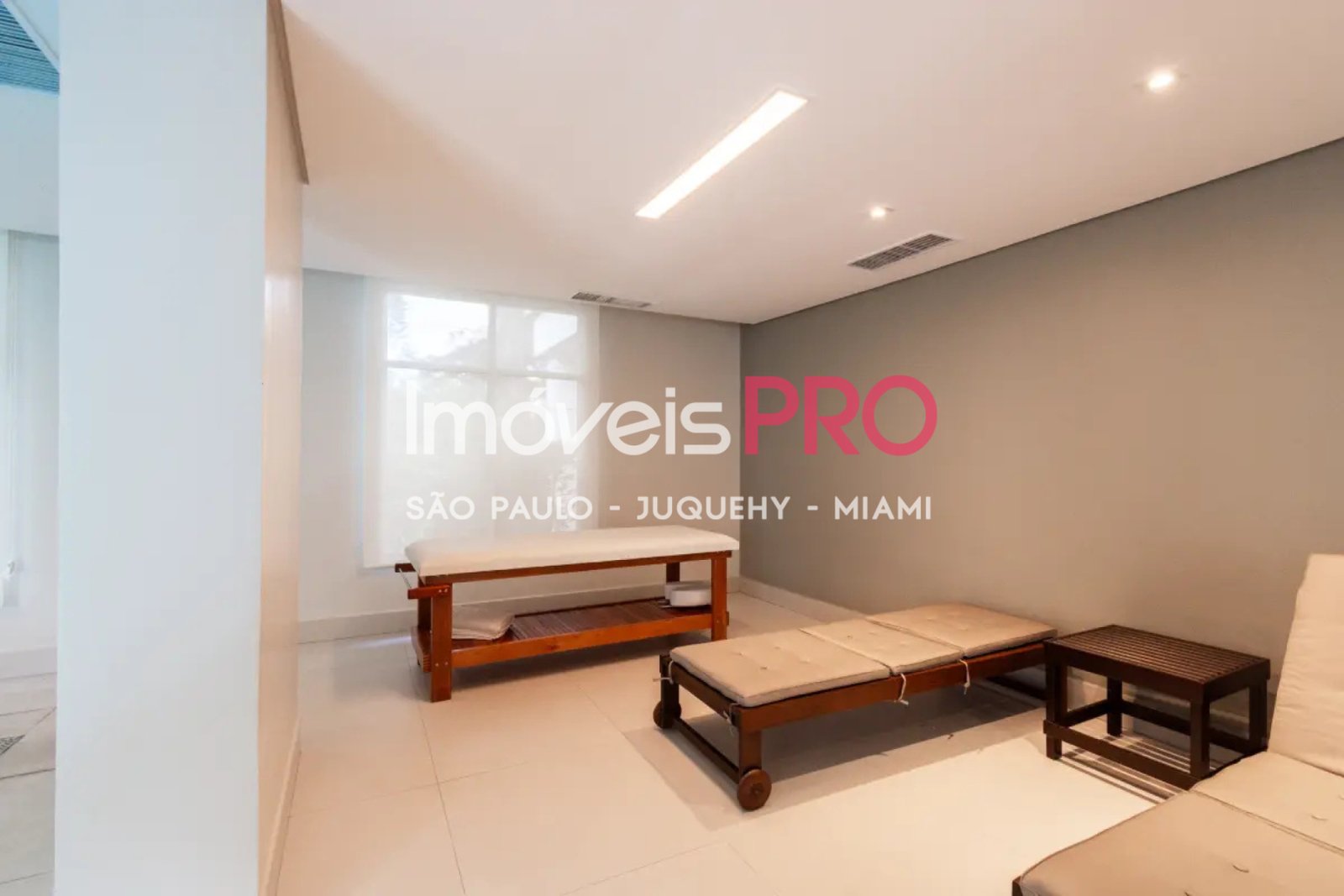 Foto :: https://assets.imoveispro.com.br/thumb/IP39287/apartamento-venda-campo-belo_IP39287_59_1920x1080.jpg?