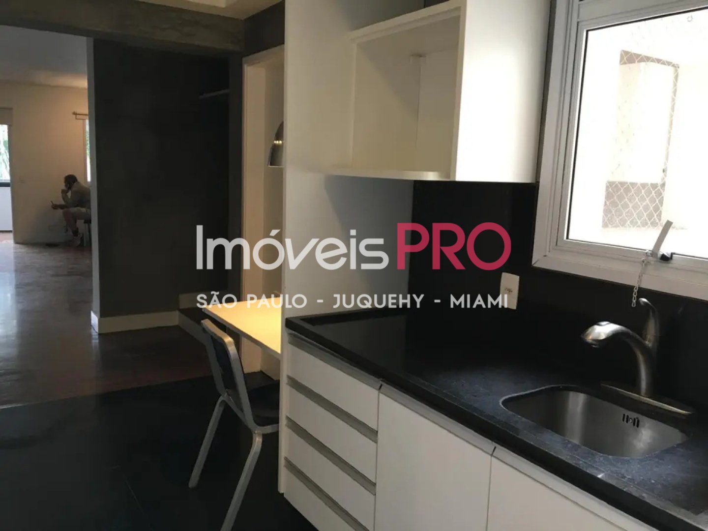 Foto :: https://assets.imoveispro.com.br/thumb/IP39290/apartamento-venda-vila-mariana_IP39290_11_1920x1080.jpg?