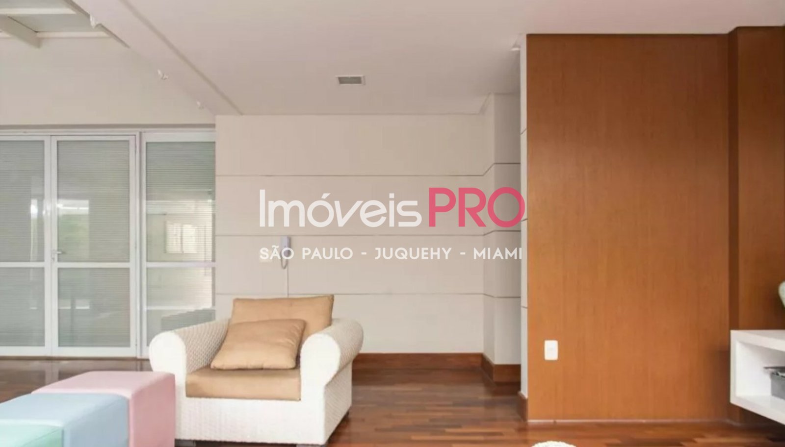 Foto :: https://assets.imoveispro.com.br/thumb/IP39290/apartamento-venda-vila-mariana_IP39290_23_1920x1080.jpg?