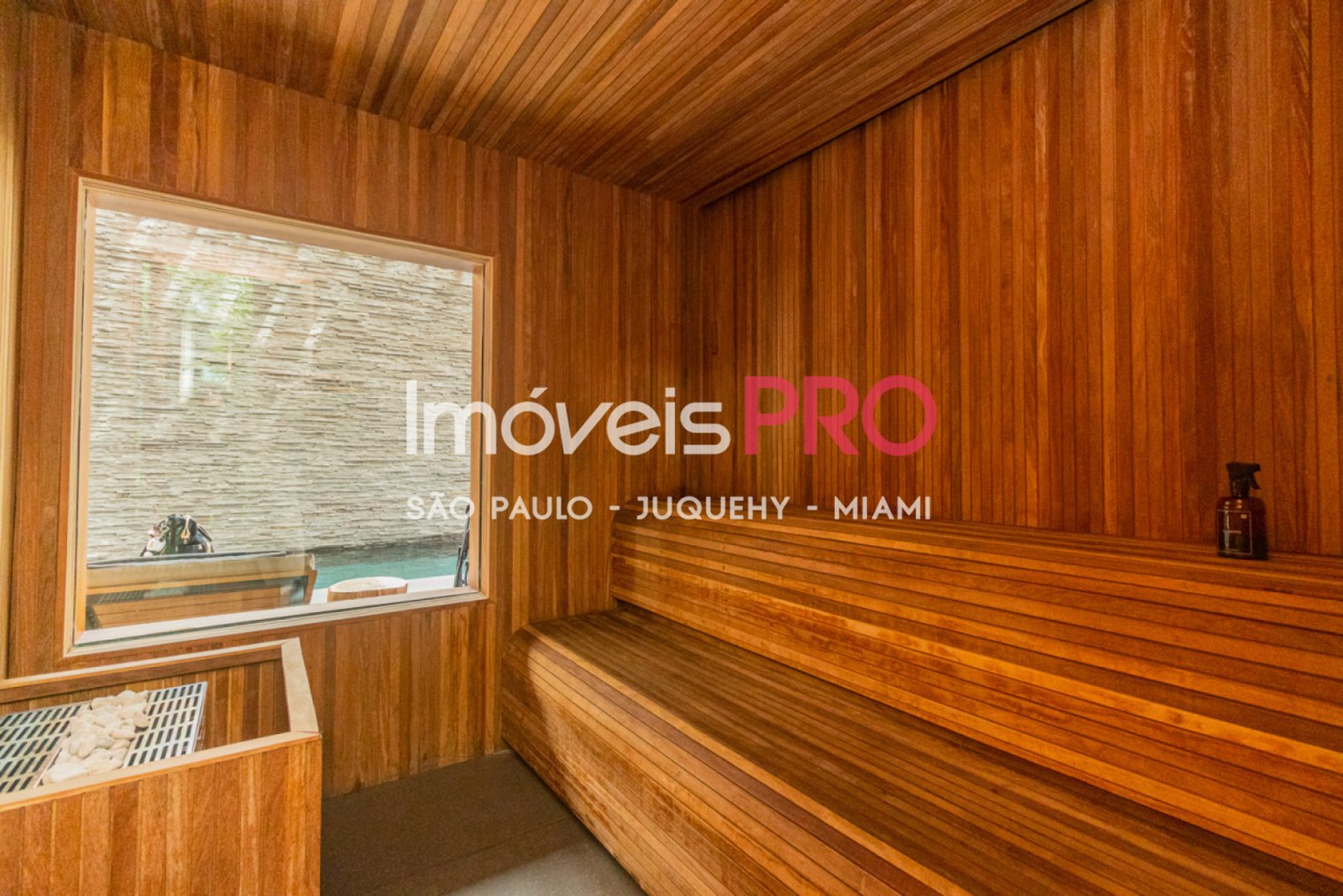 Foto :: IP39296